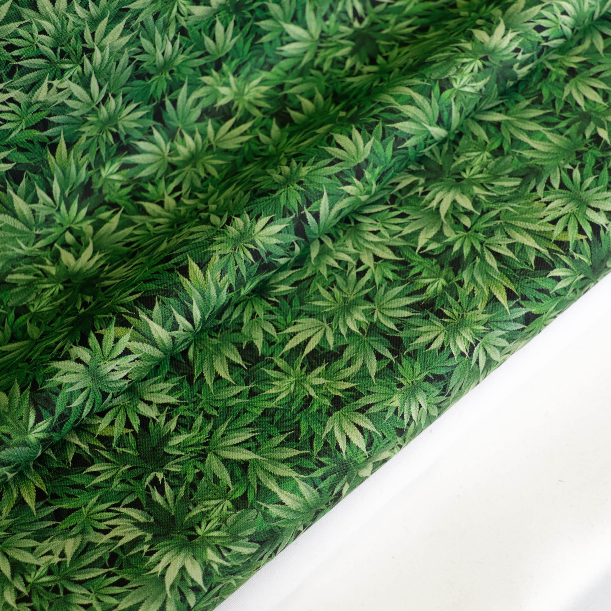 Katoen groen met blaadjes