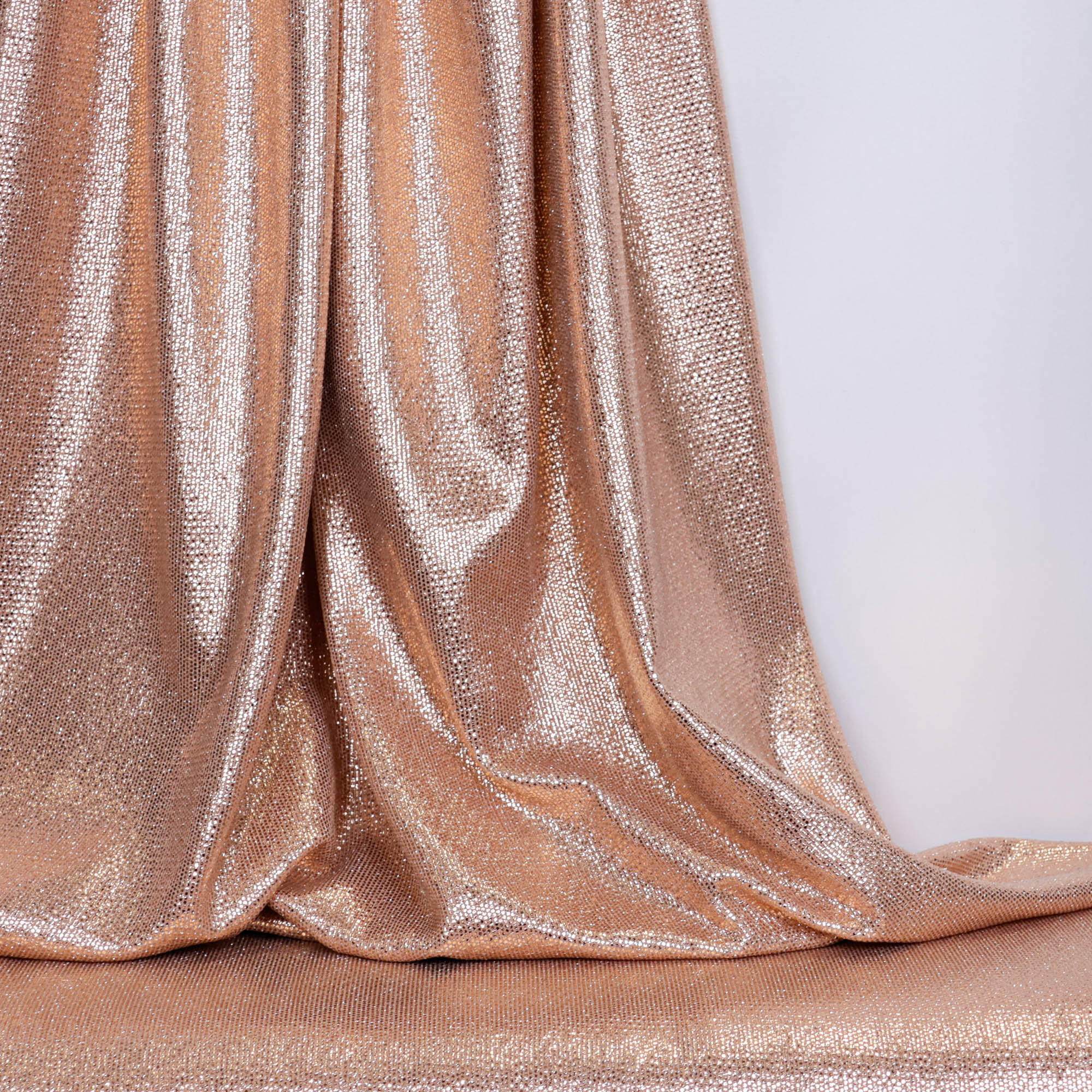 Breisel glinsterend zalmroze