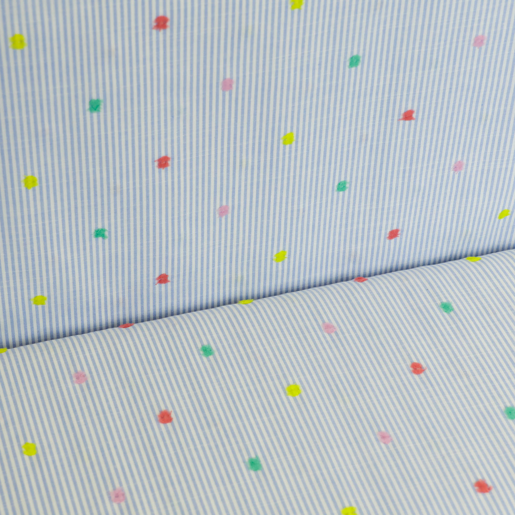 Katoen blauwe strepen en gekeurde bollen