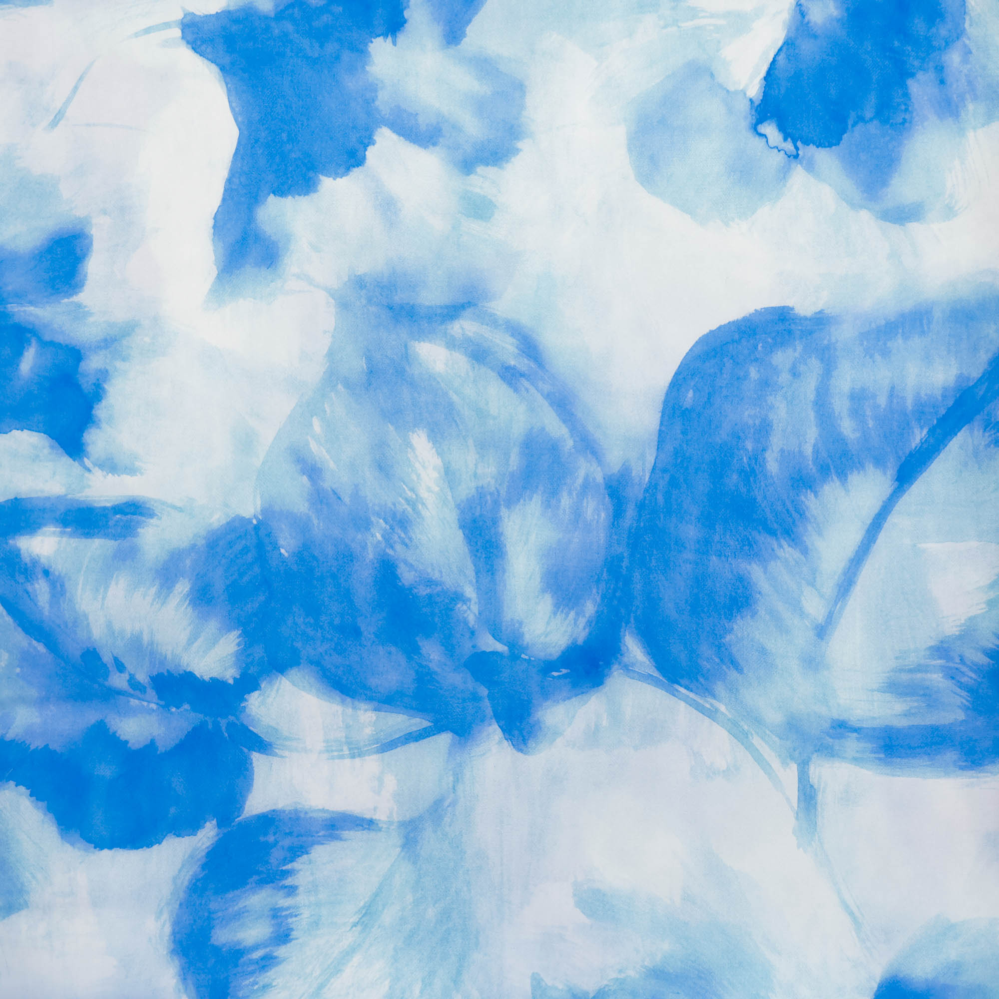 Satijn wit met blauw patroon