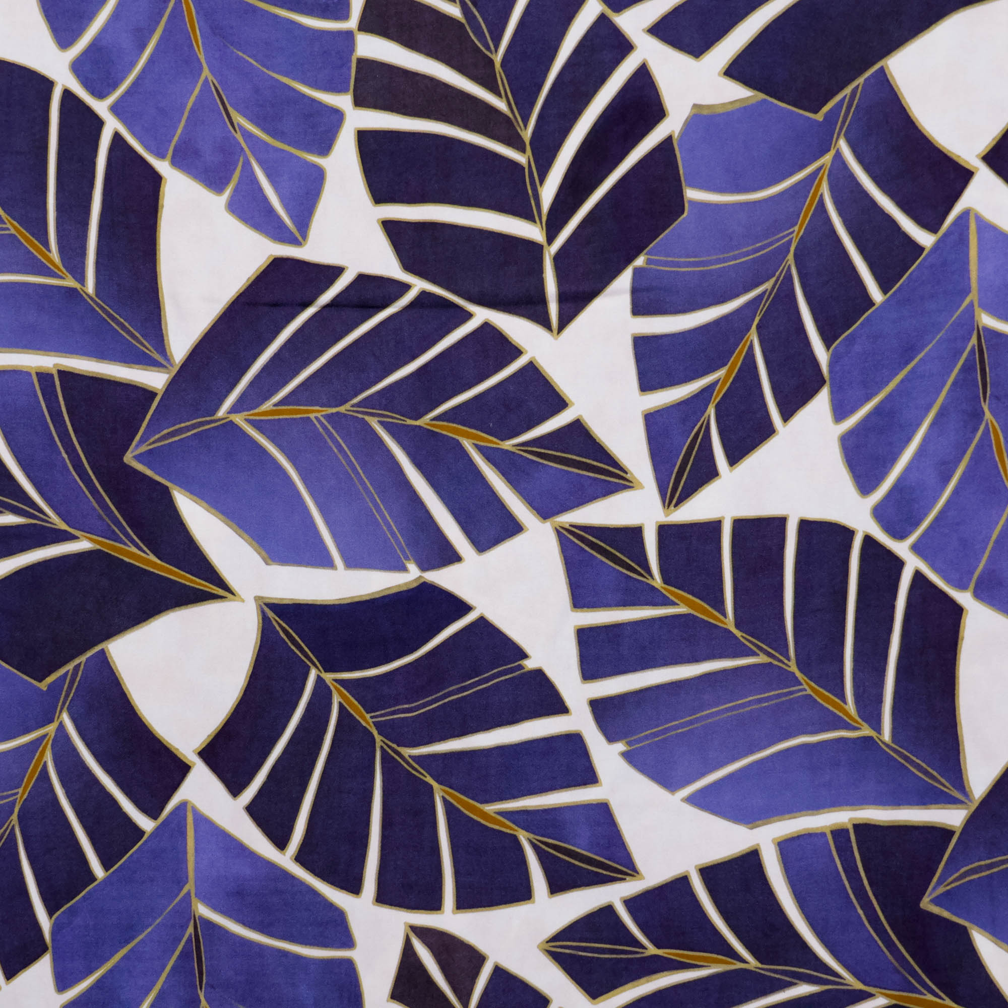 Viscose beige met indigo bladeren