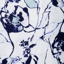 Linnen wit met abstract blauw patroon