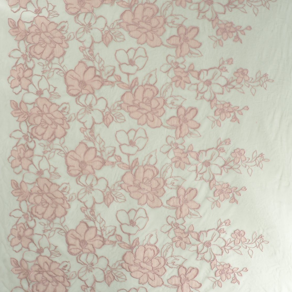 Broderie met roze bloemen en bubbelorganza - Lorré
