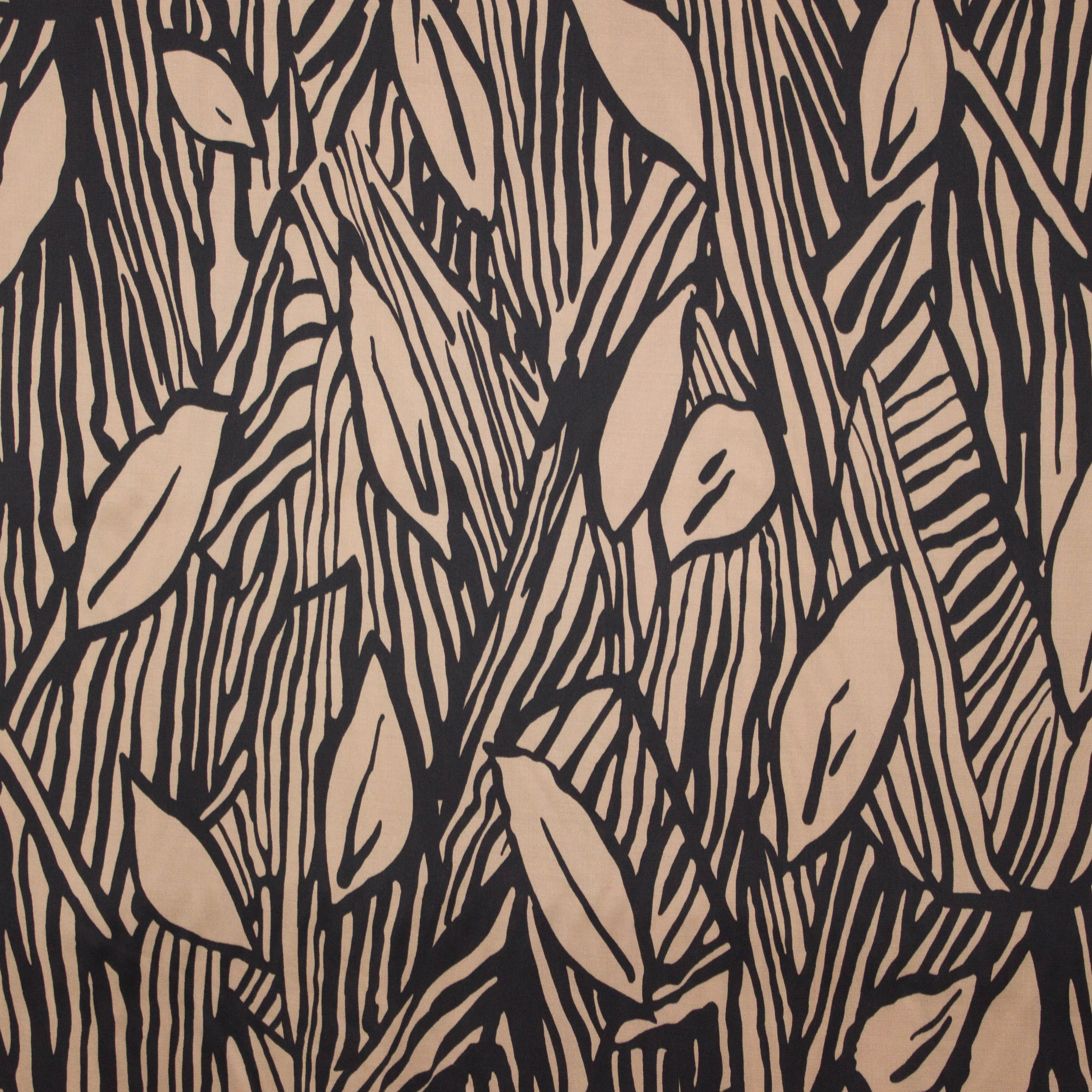Viscose met abstract bladmotief in camel en zwart van 'La Maison Victor'