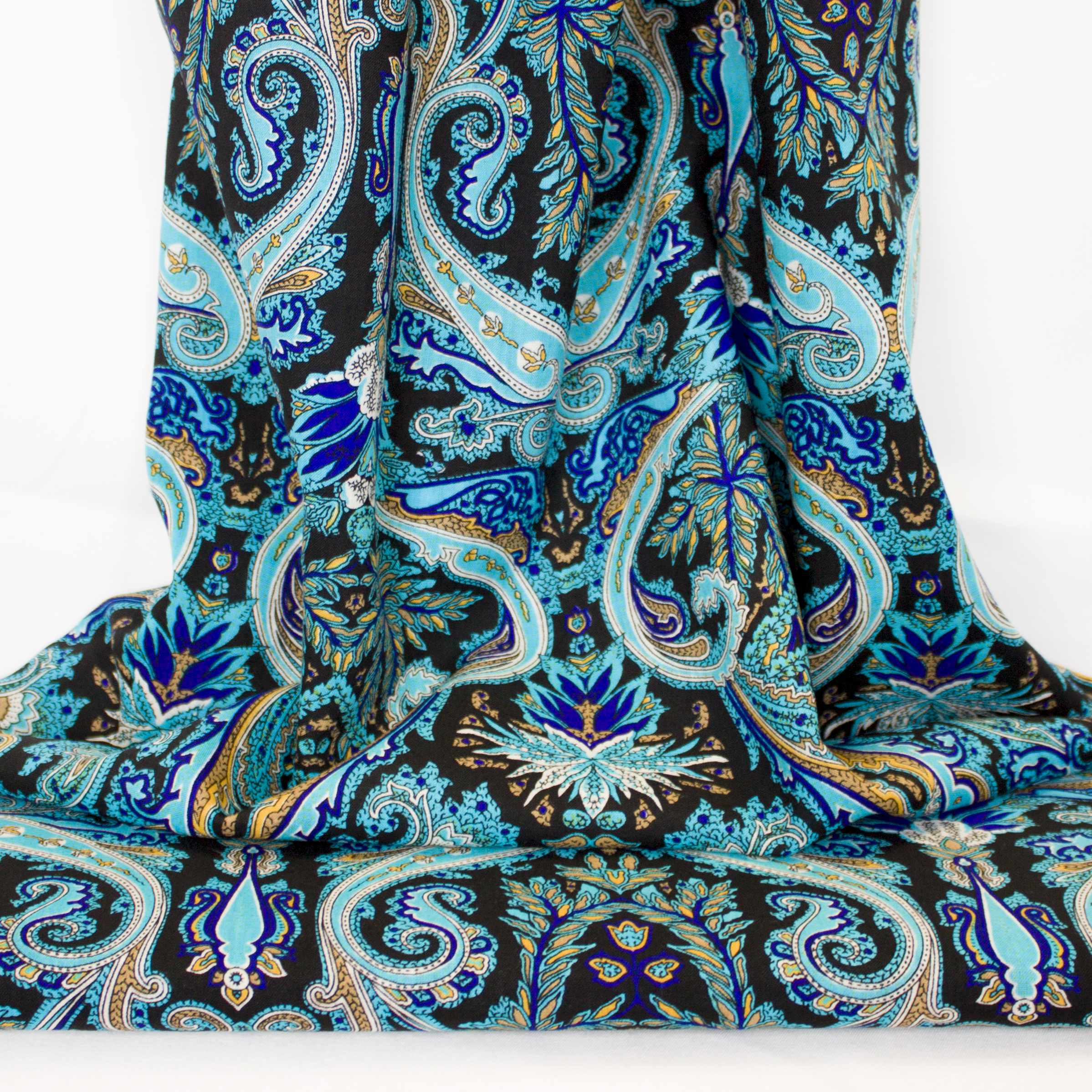 Wonderwool zuiver scheerwol zwart met blauw oosters patroon