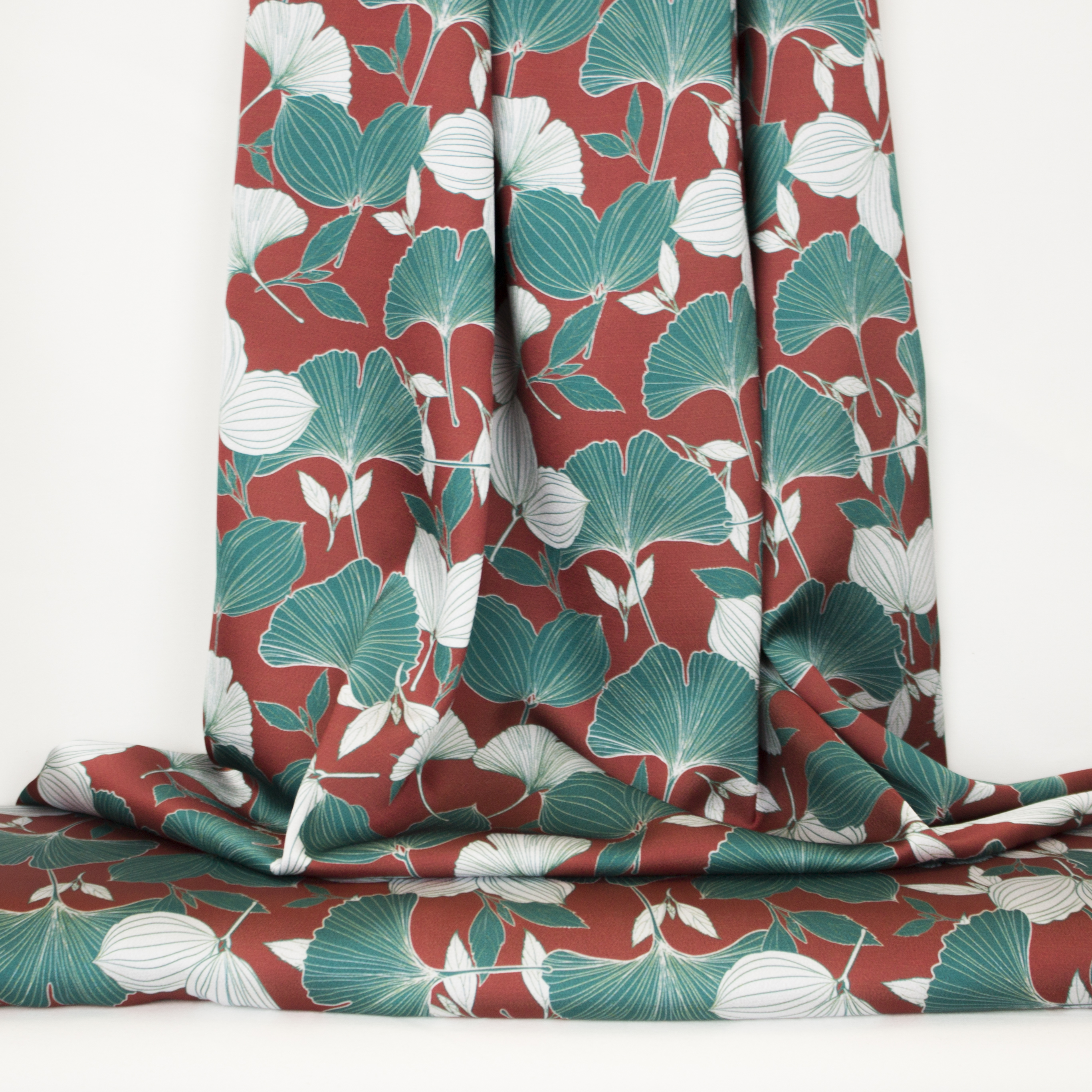 Roeste polyester met planten van La Maison Victor
