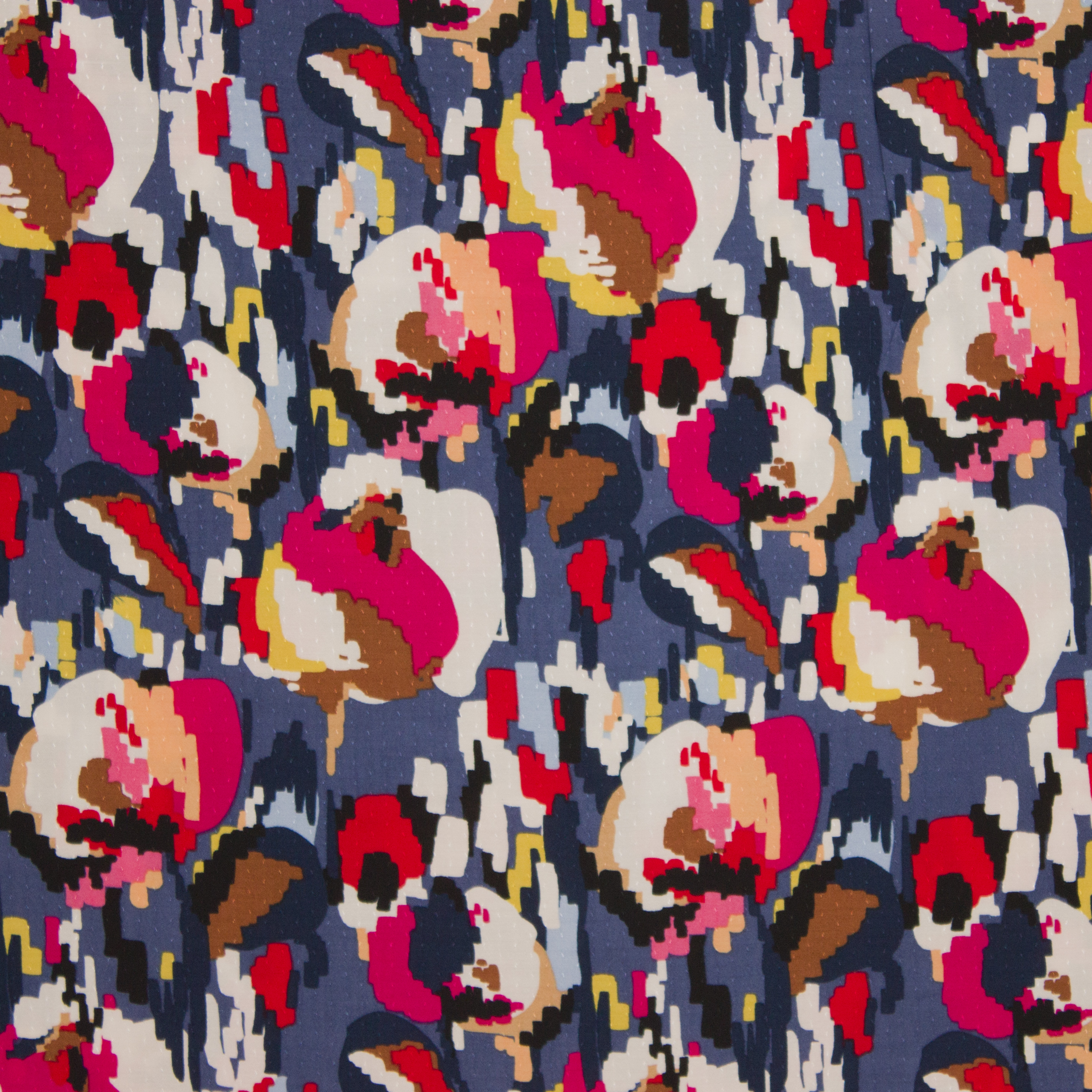 Viscose met abstract patroon in verschillende kleuren