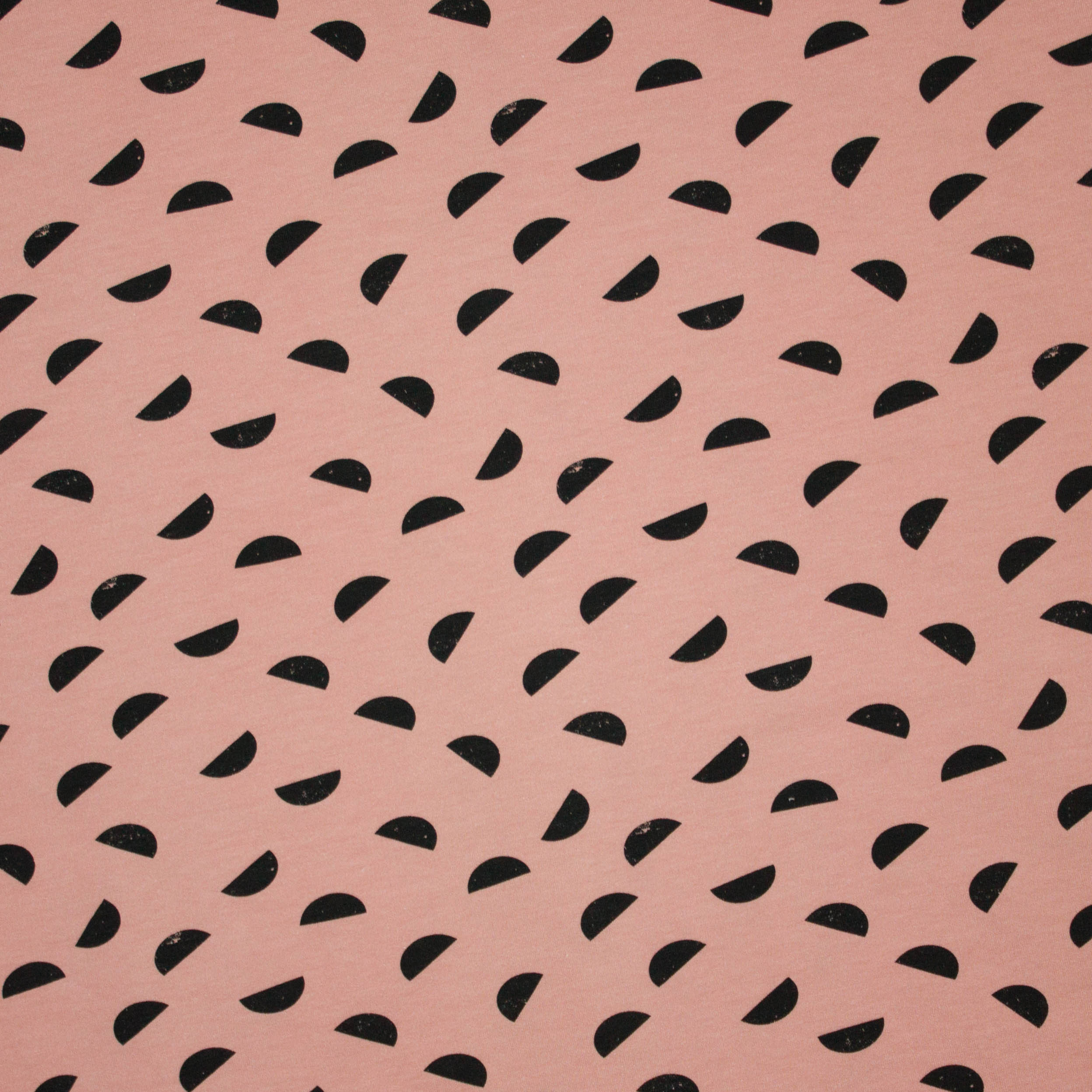 Zalmroze french terry met abstract motief van 'About Blue Fabrics'