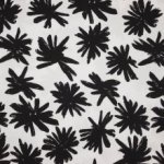 Ecru viscose met zwarte bloemen