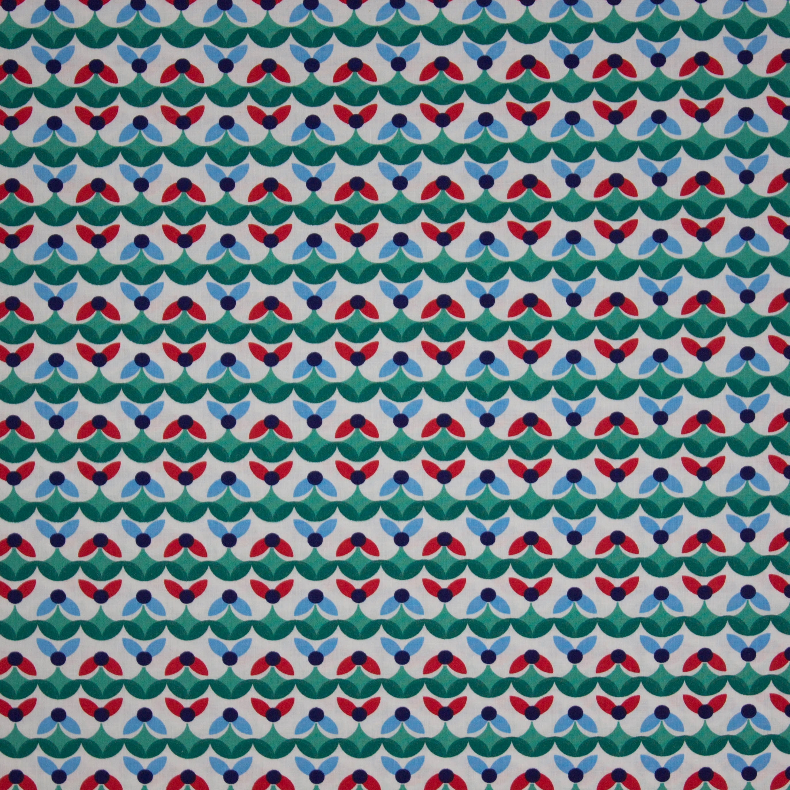 Wit katoentje met retro bloemen