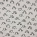 Kleur veranderende tricot met regenbogen en wolken motief