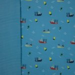 Lichtblauwe softshell met zeevaart motief met blauwe achterkant
