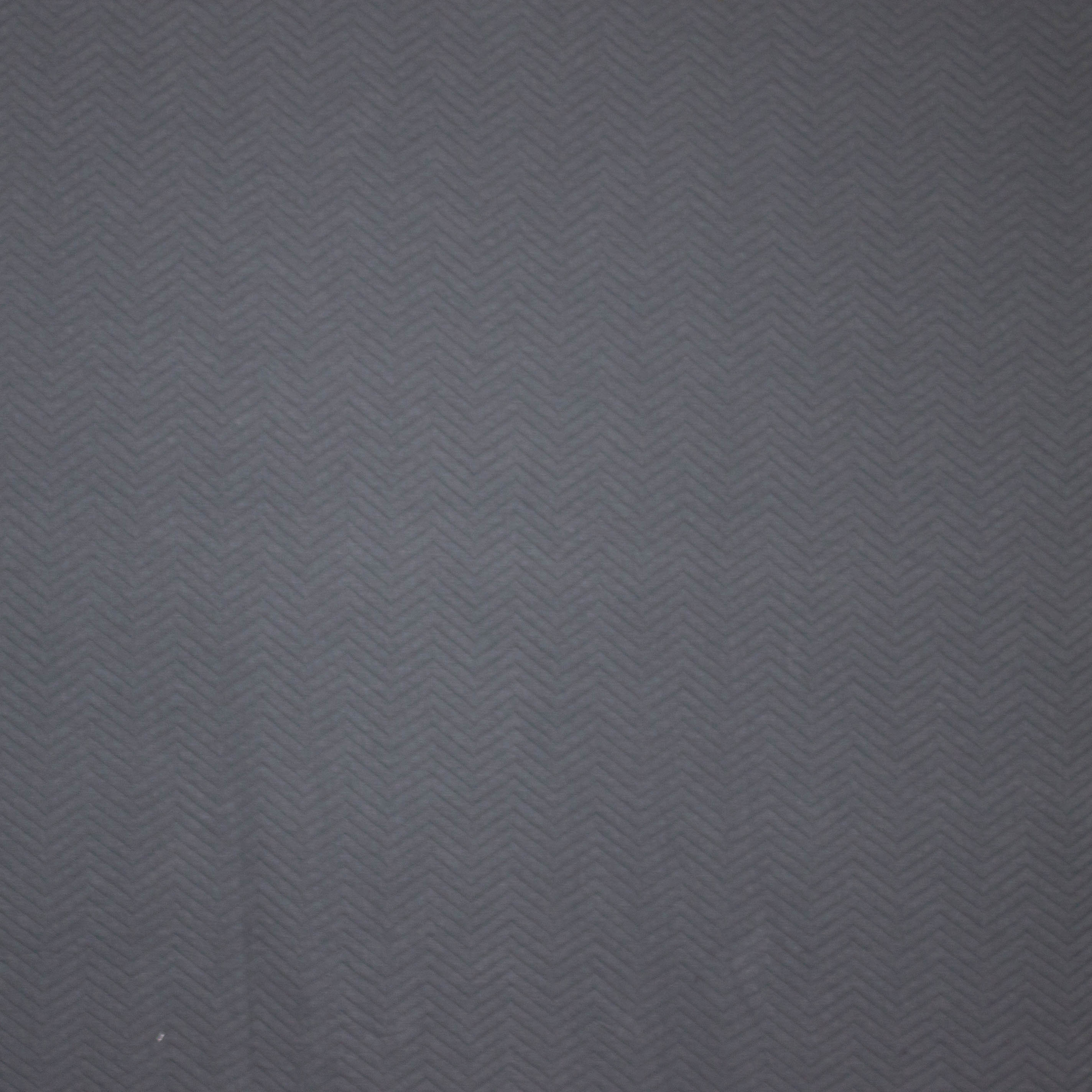 Antracietgrijze organische chevron quilt 'Asphalt' van 'Mind The Maker'