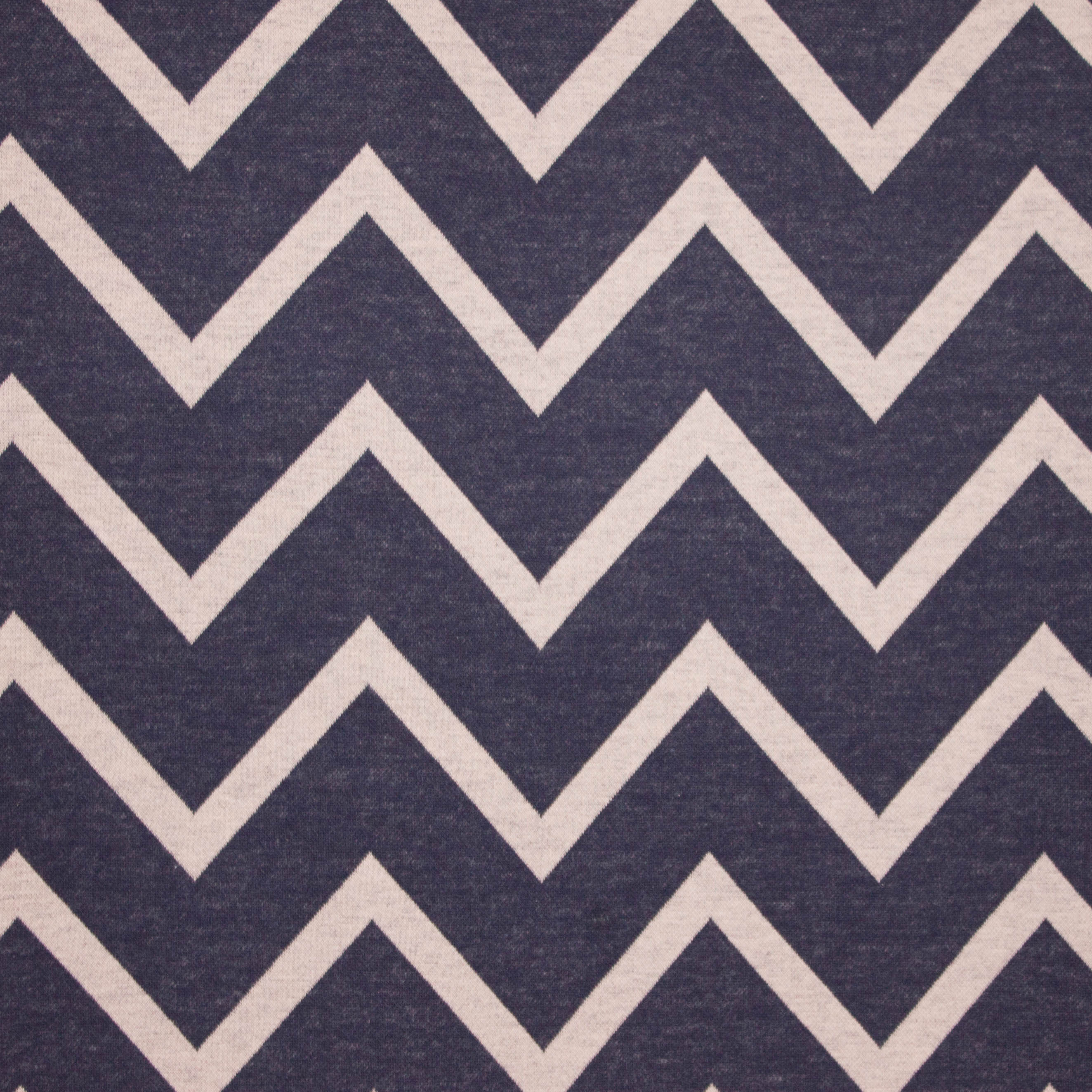 Grijsblauwe jaqcuard tricot met lichtroos zigzag motief