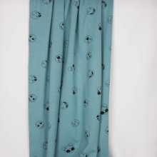 Lichtblauwe tricot met zwarte emoji's