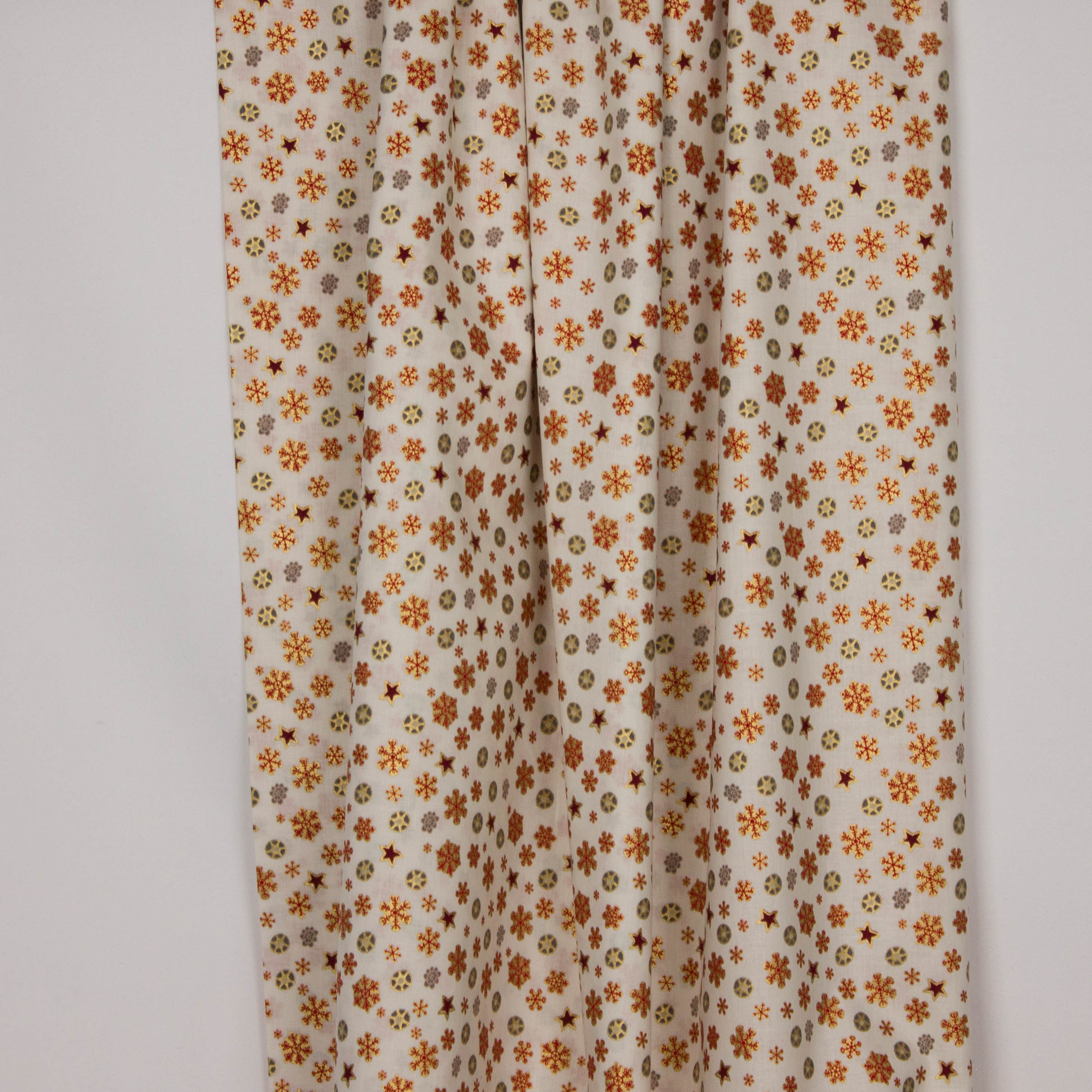 Ecru katoen met kerstornamenten