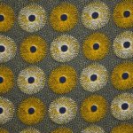 Kakigroene viscose met gele/witte cirkels van La Maison Victor
