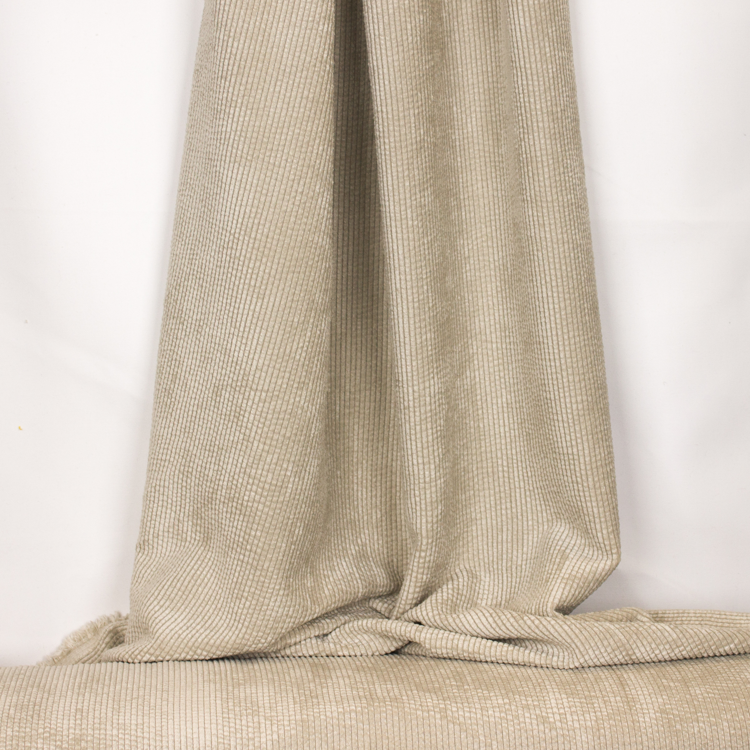 Beige viscose - polyester ribfluweel uit 'My Image'