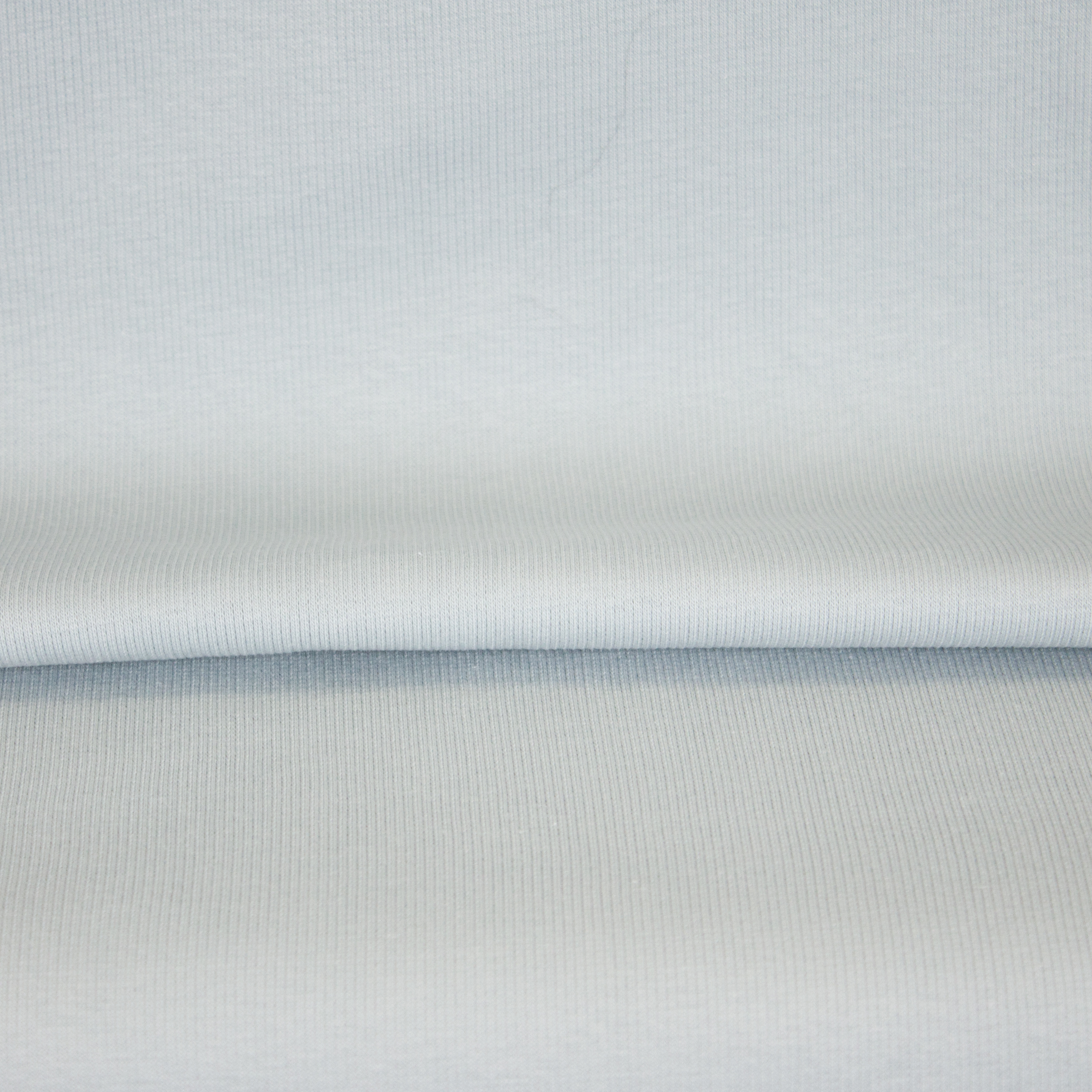 Licht blauwe boordstof van Eva Mouton