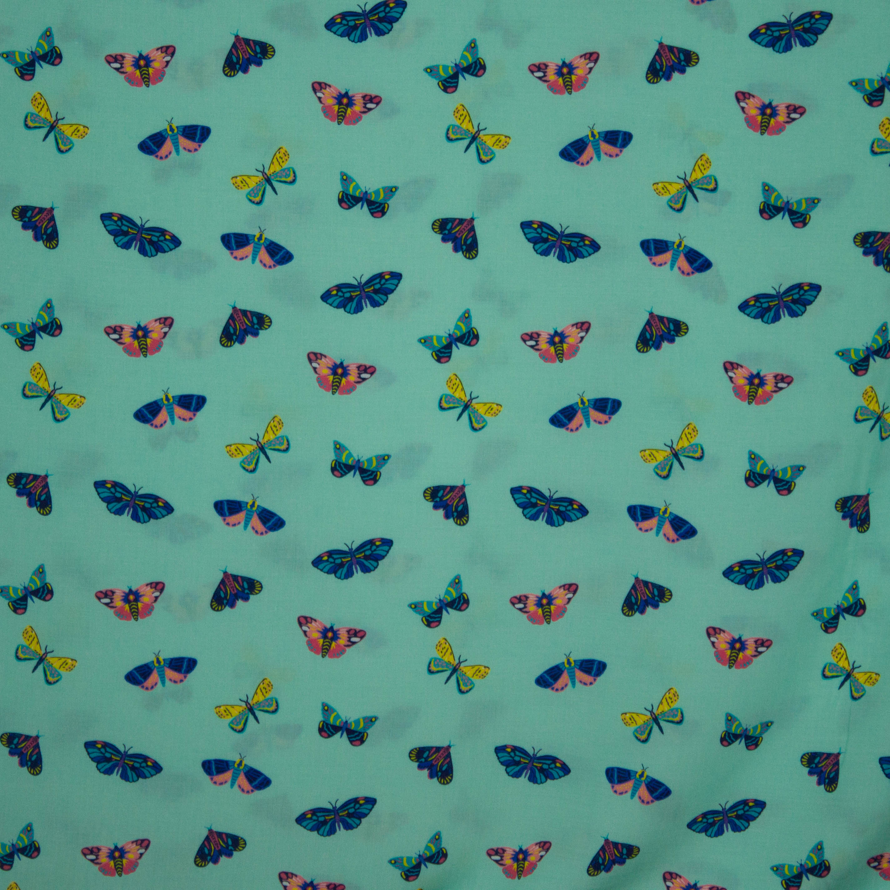 viscose met vlinders