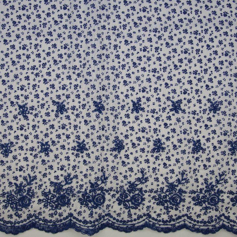 witte viscose met blauw borduursel